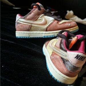 Nike dunk kids social status x nike dunk chocolate milk
